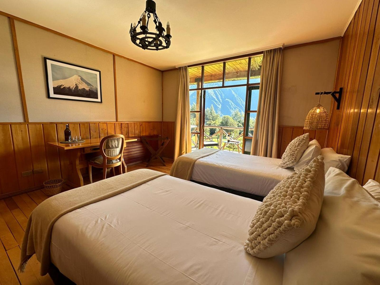 Mitico Puelo Lodge Лас-Гуалас Экстерьер фото