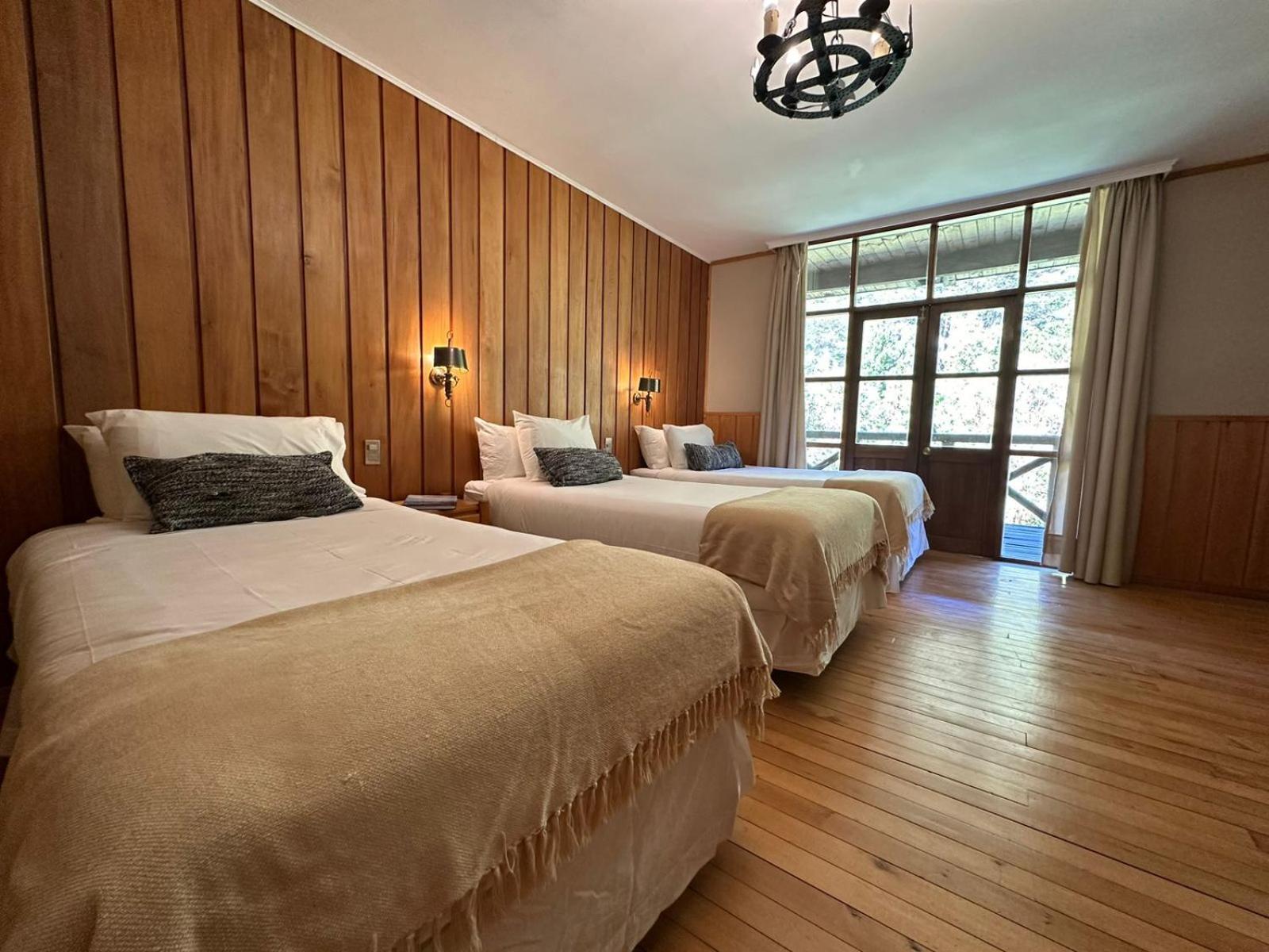 Mitico Puelo Lodge Лас-Гуалас Экстерьер фото