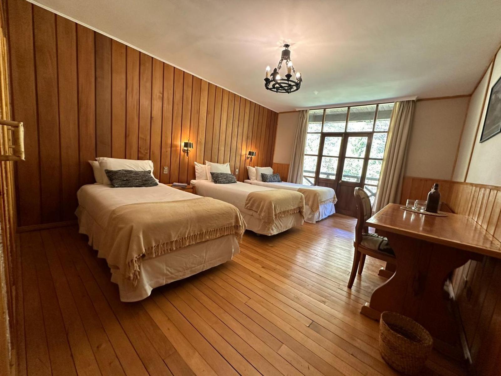 Mitico Puelo Lodge Лас-Гуалас Экстерьер фото