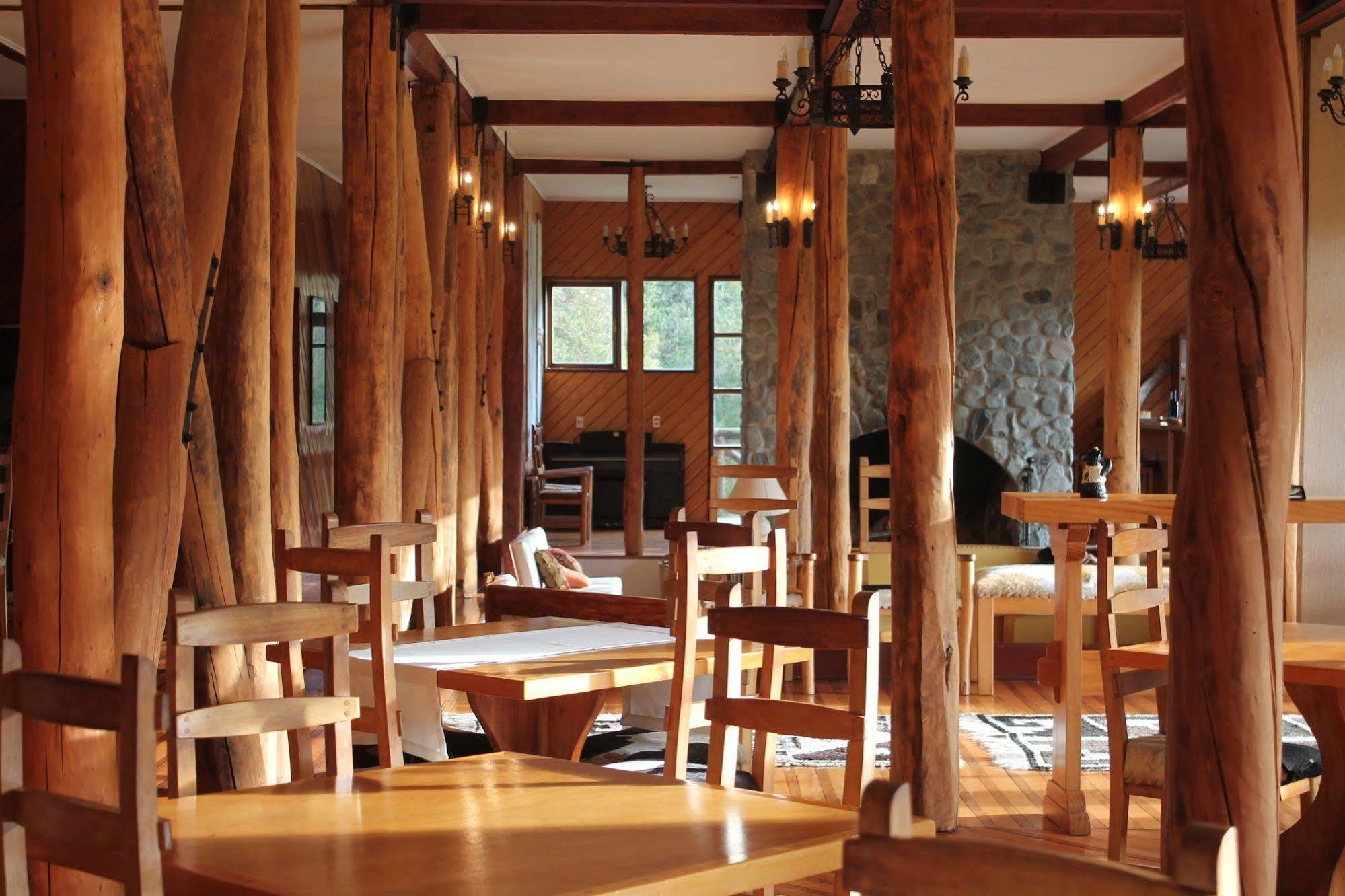 Mitico Puelo Lodge Лас-Гуалас Экстерьер фото